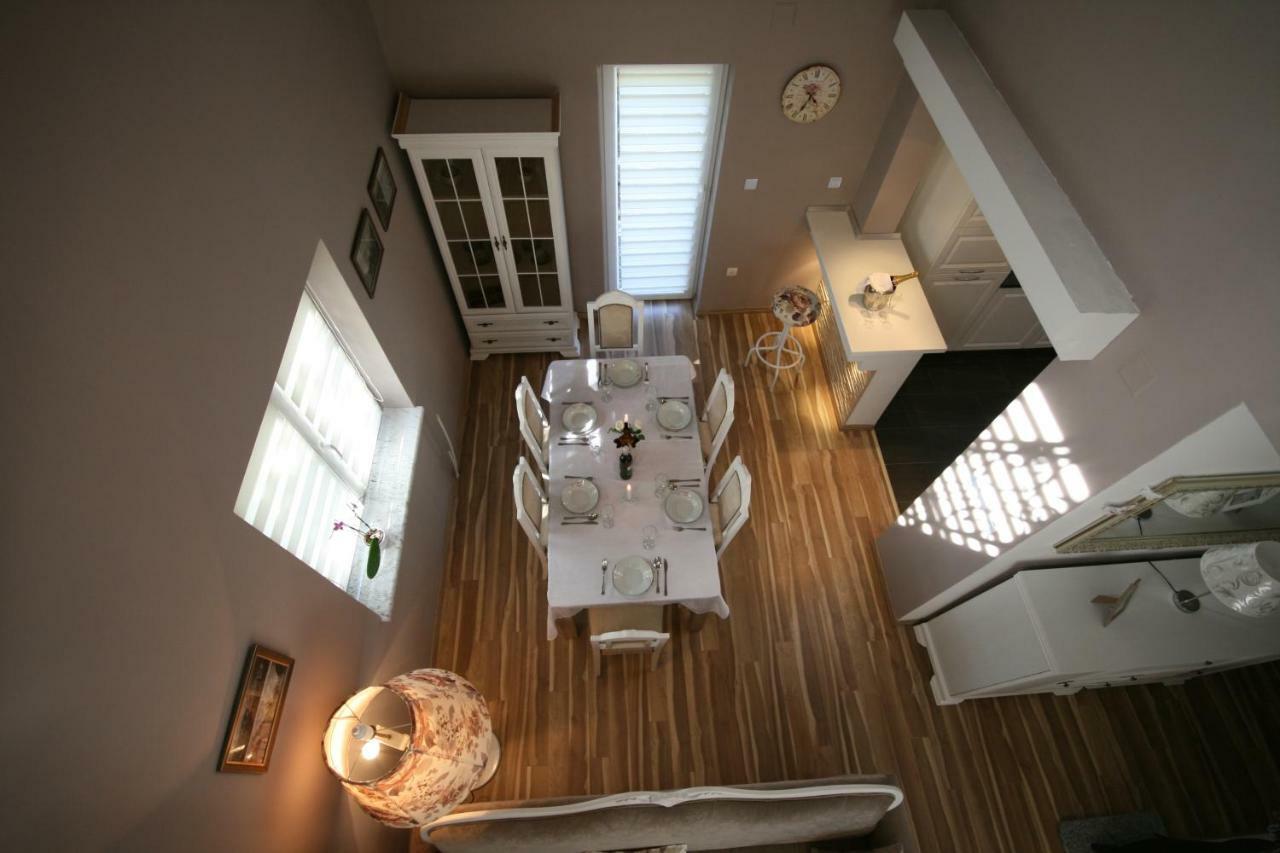 אוטוצאץ Holiday House Leona מראה חיצוני תמונה